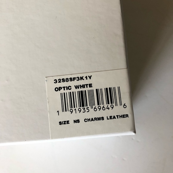 Micheal Kors Leather Flower Ruffle Pom Charm - Picture 8 of 8